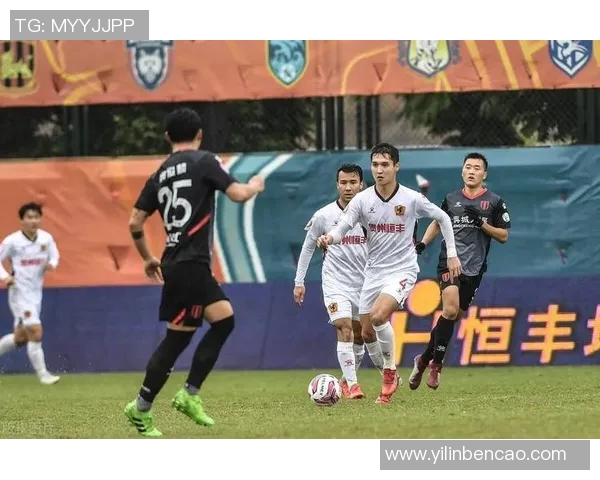 俄超激战克拉斯诺达尔迎战乌法球队争夺关键积分